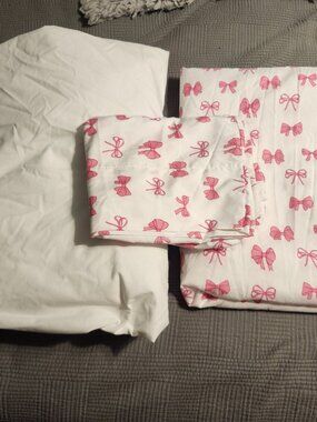 queen size bow flat sheet/white fitted with bow pillowcases
